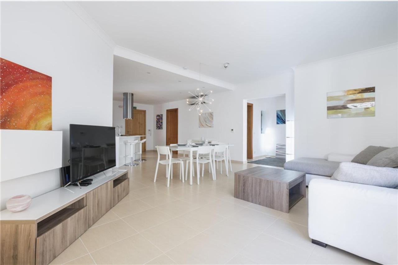 Lux Seaview & Pool-Hosted By Sweetstay Mellieħa Exterior foto