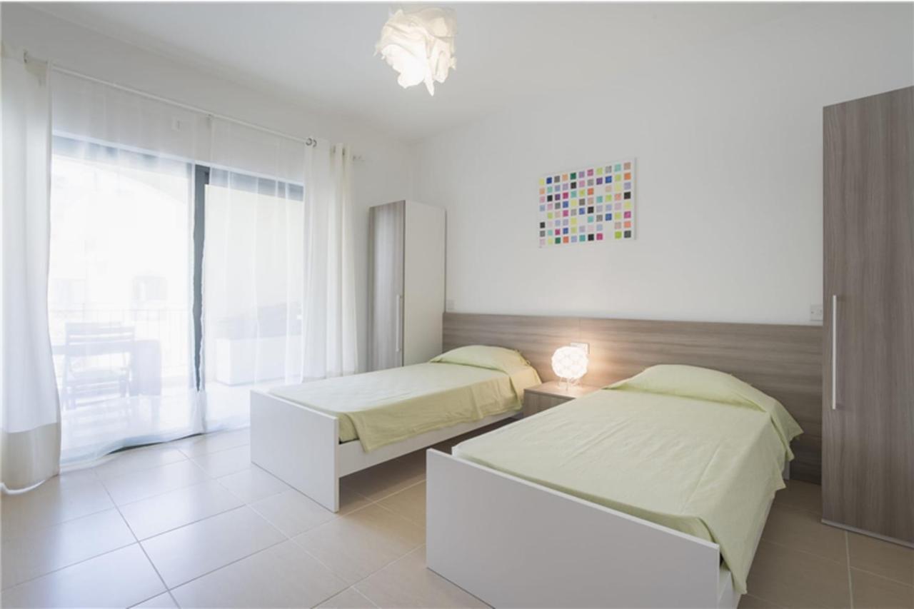 Lux Seaview & Pool-Hosted By Sweetstay Mellieħa Exterior foto